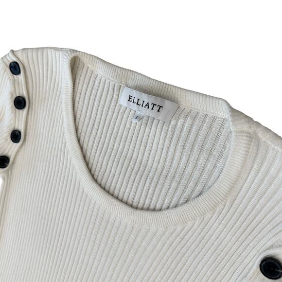 Elliatt Roam White Knit Button Sweater - Picture 4 of 7